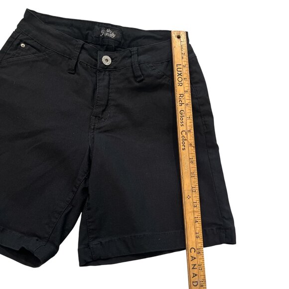 ROYALTY FOR ME Women's Shorts Size 8P Cotton Stretchy High Waisted - Picture 8 of 9